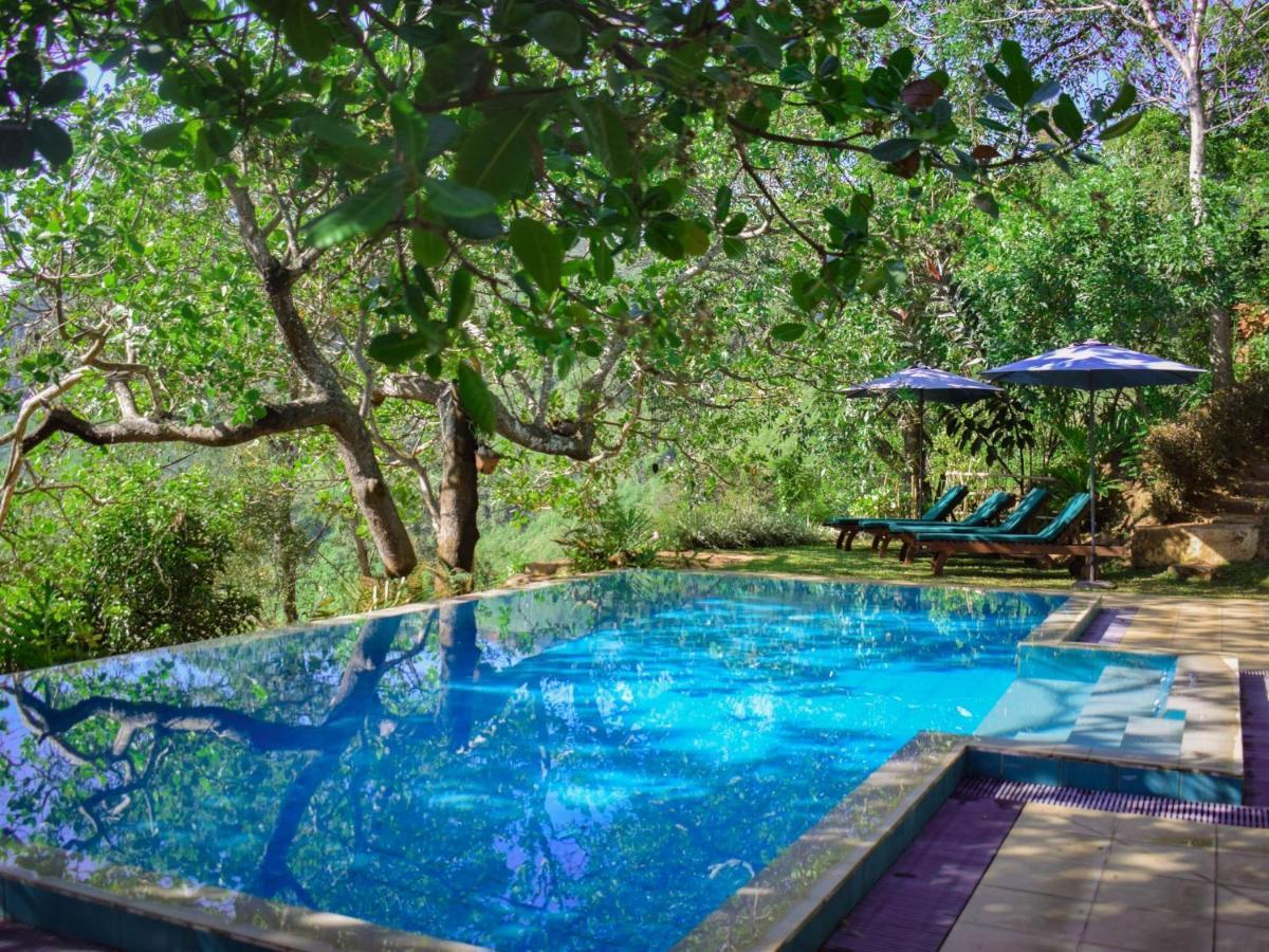 Aqua Exotica Wellness Retreat Hotel Gampola Exterior foto