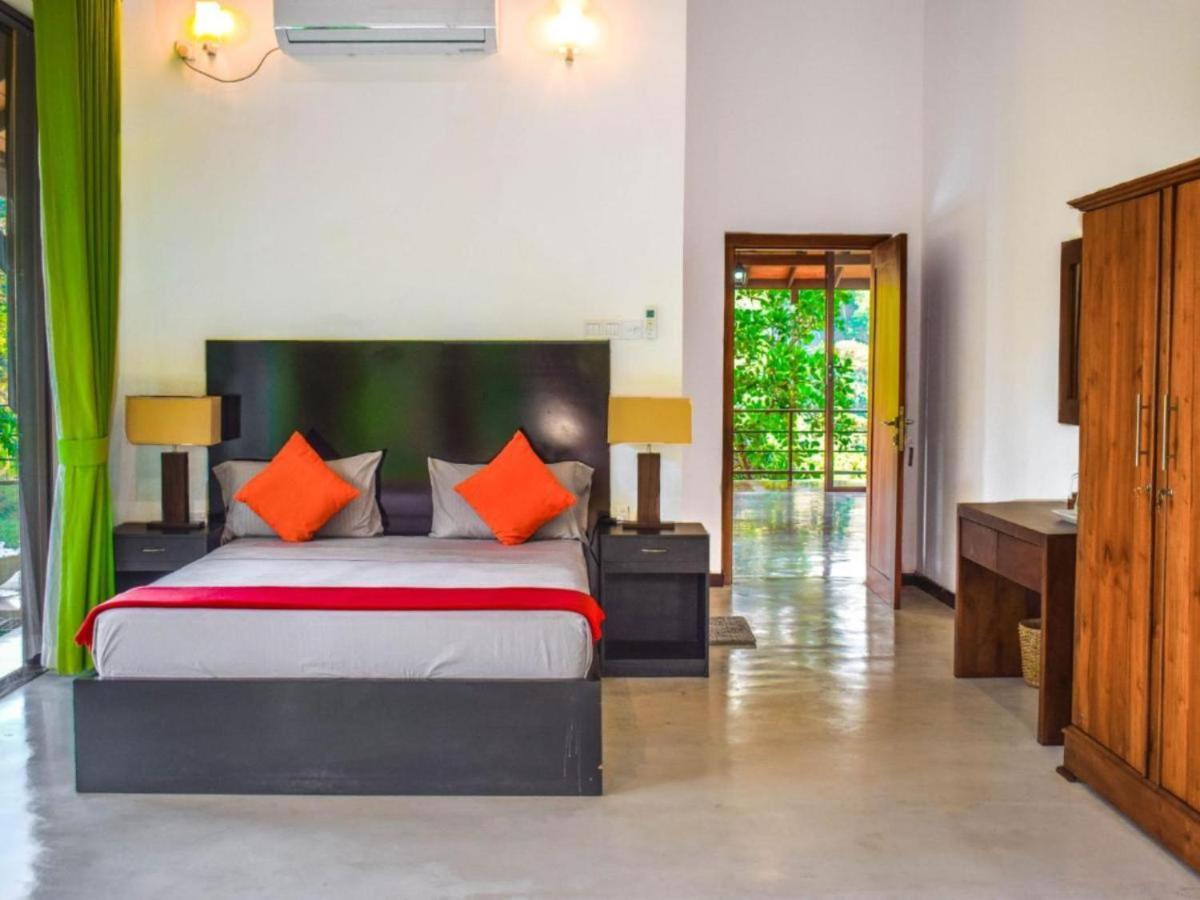 Aqua Exotica Wellness Retreat Hotel Gampola Exterior foto