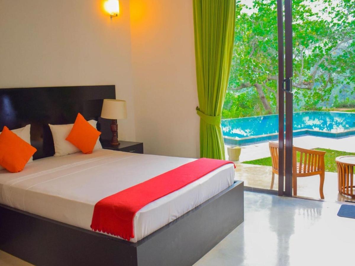 Aqua Exotica Wellness Retreat Hotel Gampola Exterior foto